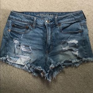 American Eagle High-Rise Festival Shorts